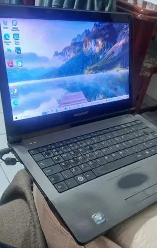Notebook Megaware i3 aceita i5 e i7