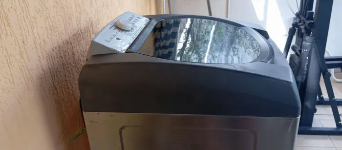 Máquina de lavar roupas, fabricante Brastemp, modelo Ative, inox 11kg