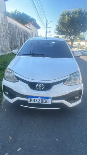 Toyota Etios Platinum 1.5 Flex 16V 4P Aut. 2017