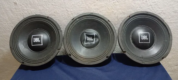 Médio 8" MG600 JBL