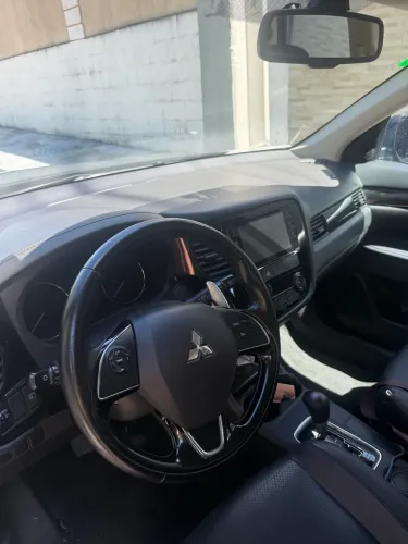 Mitsubishi Outlander 2.0 16V 160cv Aut. 2016