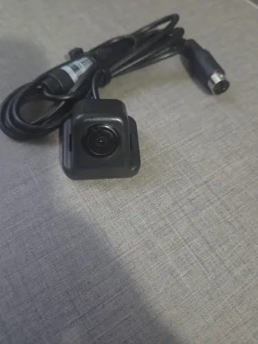 Mini câmera RK 1304M para veículos 