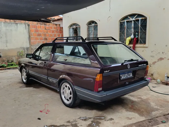 Volkswagen Parati Glsi 2.0 / GLS/ Surf 1.8 (álcool) 1993