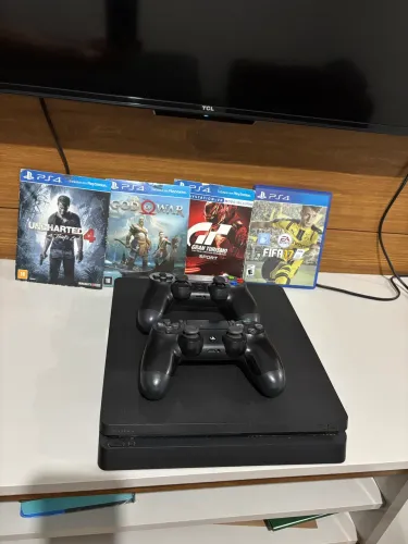 PS4 Slim