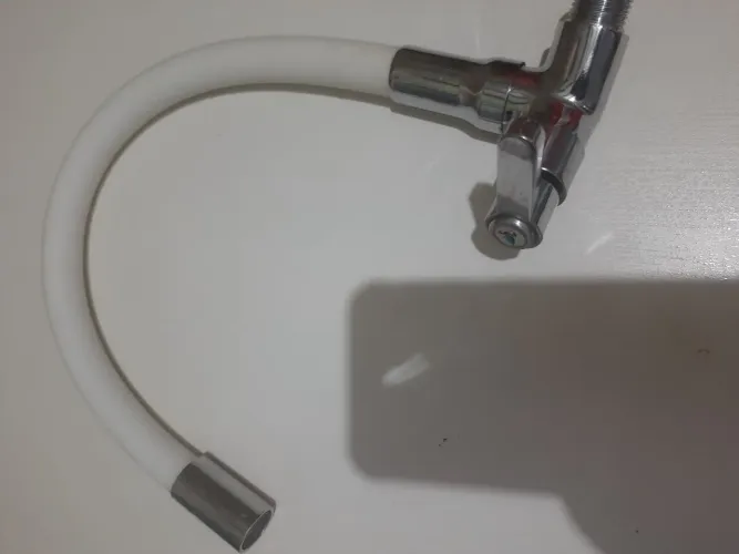 Torneira de parede inox dobrável