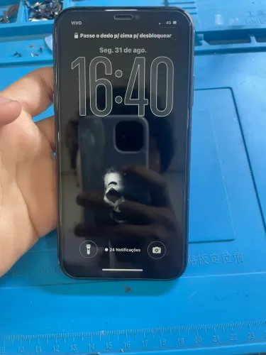 iPhone 12 