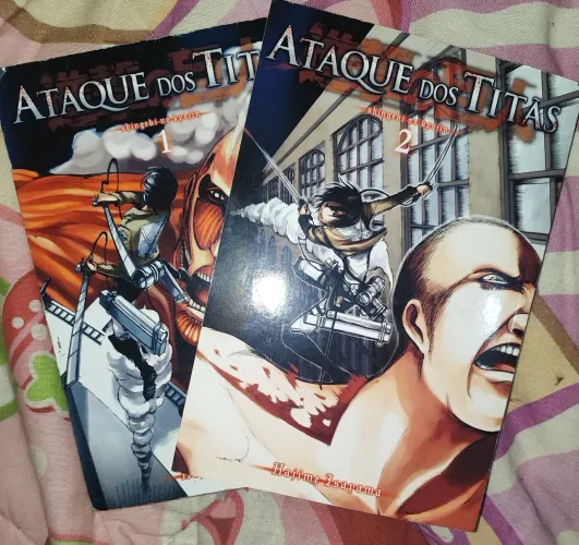 Attack On Titan -Vol 1 e 2