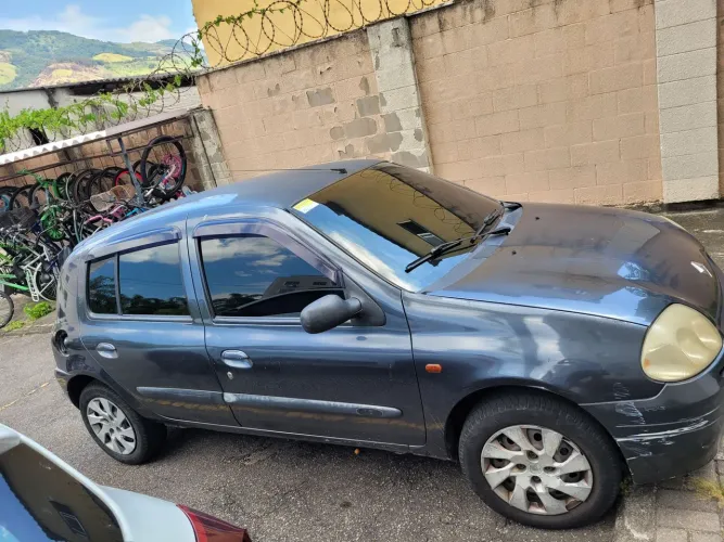 Renault Clio RN/ Expression 1.0 5P 2002