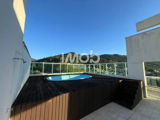 COBERTURA PLANA COM 3 SUÍTES - BARRA DO RIO MOLHA
