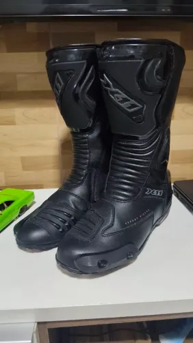 Bota x11 Race treck n41 semi nova 