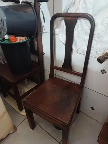 Cadeira - R$ 50,00