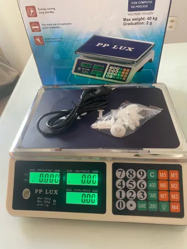 BALANÇA COMERCIAL 40Kgs NOVA NA CAIXA R$ 350 NÃO FAÇO MENOS