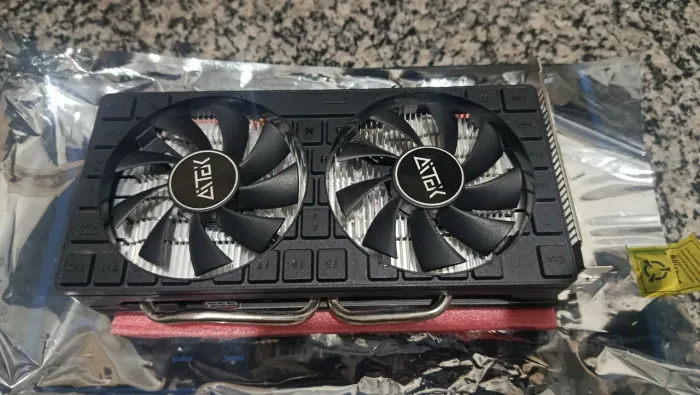 Rx580 Hdmi 8gb Gddr5 256bit AITEK, pouco tempo de uso