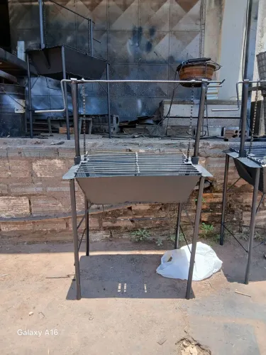 Churrasqueiras quadradas