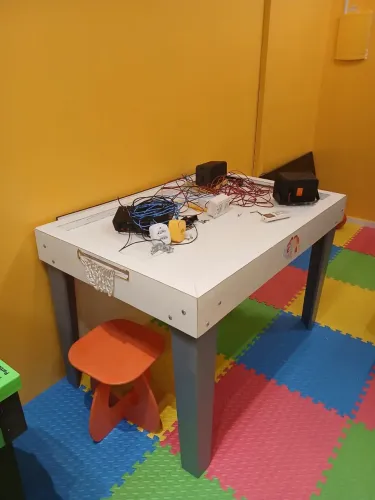 Mesa de hochey de madeira