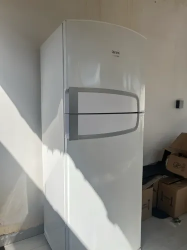 Vende-se geladeira cônsul fros free
