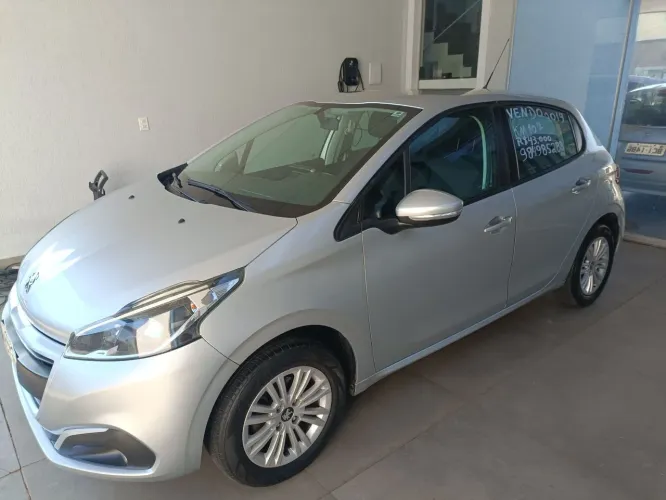 Peugeot 208 Active Pack 1.2 Flex 12V 5P Mec. 2019