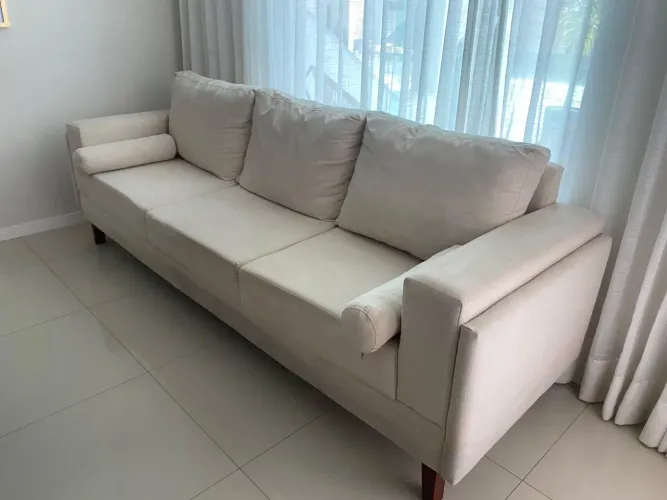 Sofá em linho