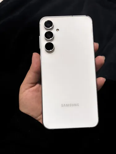 Samsung Galaxy S23 - BARATO