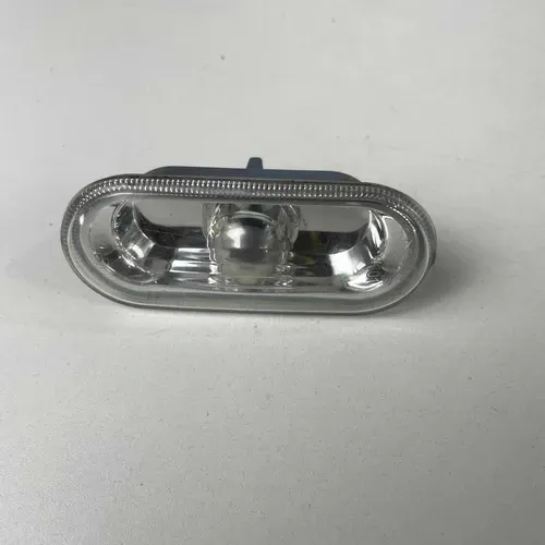 Pisca Seta Paralama Vw Golf 00/06 1j0949117 Orig Prateado