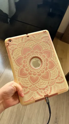 iPad Air 4 16GB em ótimo estado + capa