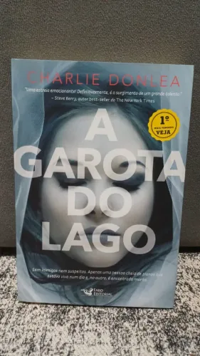 A Garota do Lago