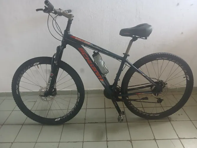 Por favor me ajudem a vender essa bicicleta!
