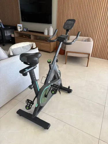 Bicicleta ergométrica move c3