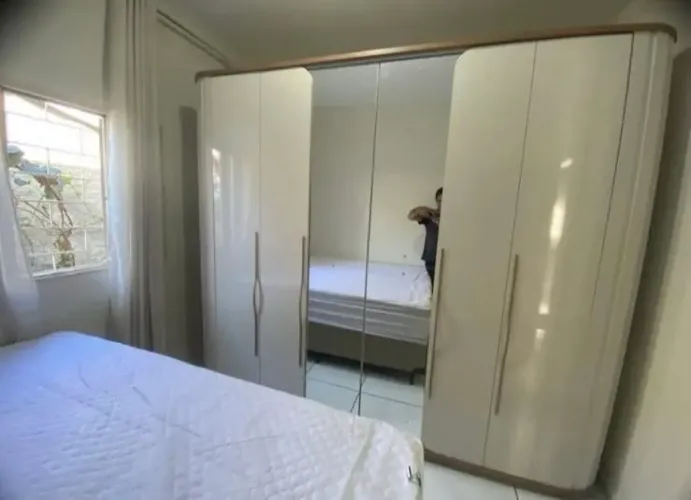 Guarda-roupa elegante
