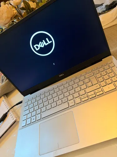 Notebook Dell Inspiron 5590 i5 nvidia