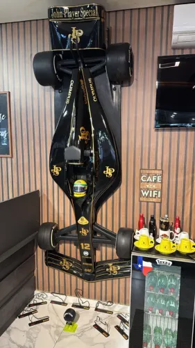 Vendo replica de formula 1