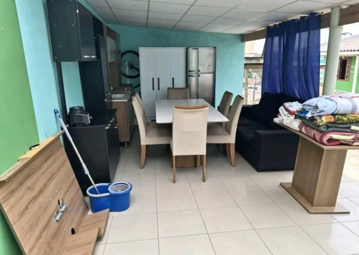 Lote casa toda . Geladeira armário sofa