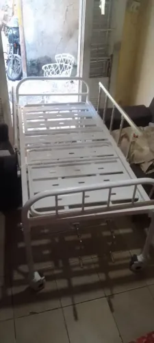 Cama hospitalar