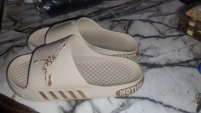 Chinelo Nuvem