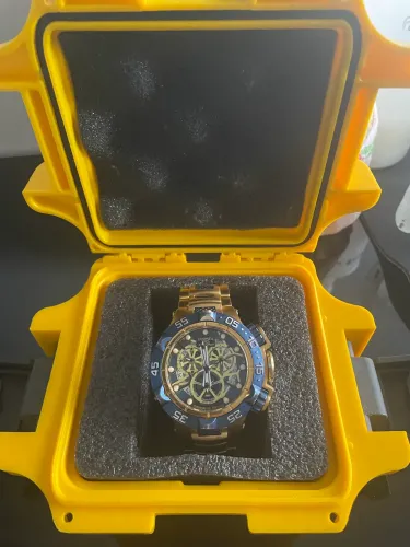 Relógio invicta