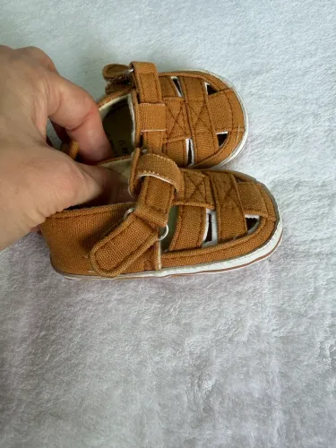 Sapato bebê marrom