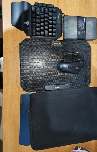 Notebook Lenovo Gaming (24GB RAM) + Kit Gamer Completo (Mouse, Teclado, Cooler e Capa)