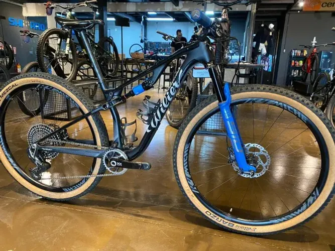 Bicicleta Seminova Wilier Urta Triestina - Impecável