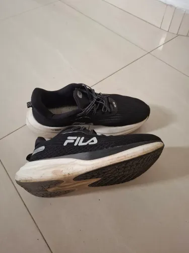 Vendo tênis fila speedzone n°41 por 100 reais