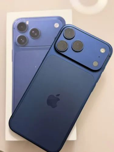 iPhone 17 pro Max 256 hb