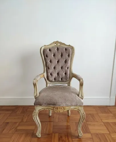 Poltrona estilo Luis XVI