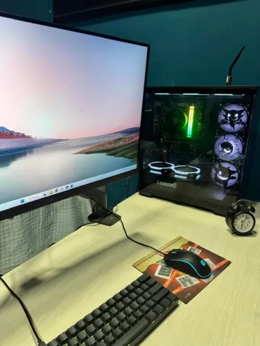 PC GAMER RYZEN 7 8700G | 16GB DDR5 | RADEON 780M | SSD 512GB