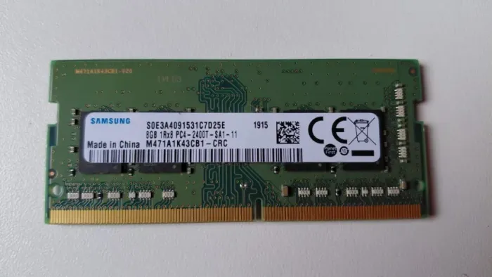Memoria Samsung Ddr4 8gb Notebook Pc4-2400t 1rx8