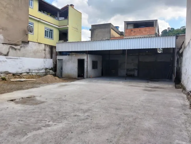 Aluga-se Terreno no bairro Bom Jesus.