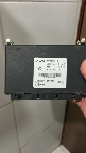 Vendo a base de troca Módulo FR controle do veículo para caminhões Mercedes Benz 