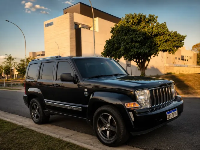 Jeep Cherokee Limited 3.7 4X4 V6 12V Aut. 2012