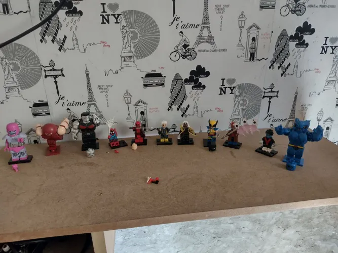 Bonecos Lego Marvel