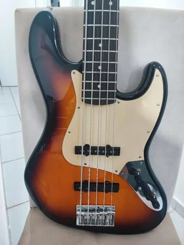 Baixo Squier affinity 5 com upgrade ( pré belmont)