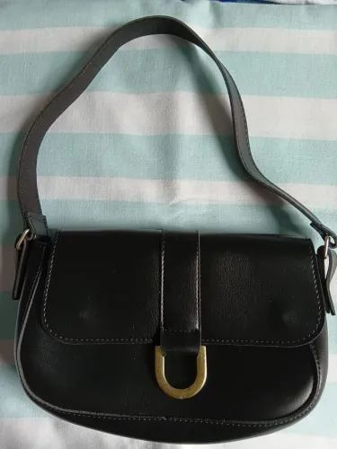 VENDO BOLSA FEMININA PEQUENA