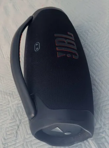 Vende-se JBL Boombox 3